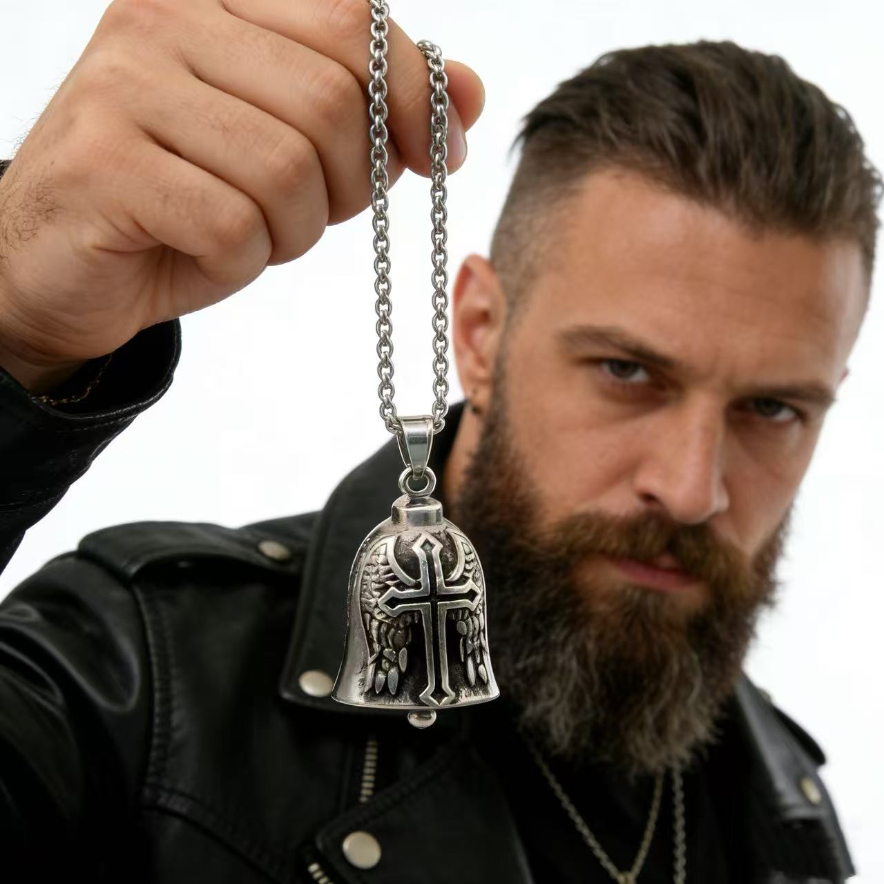 Collar con Colgante de Campana - Bike Chain reseña y precio