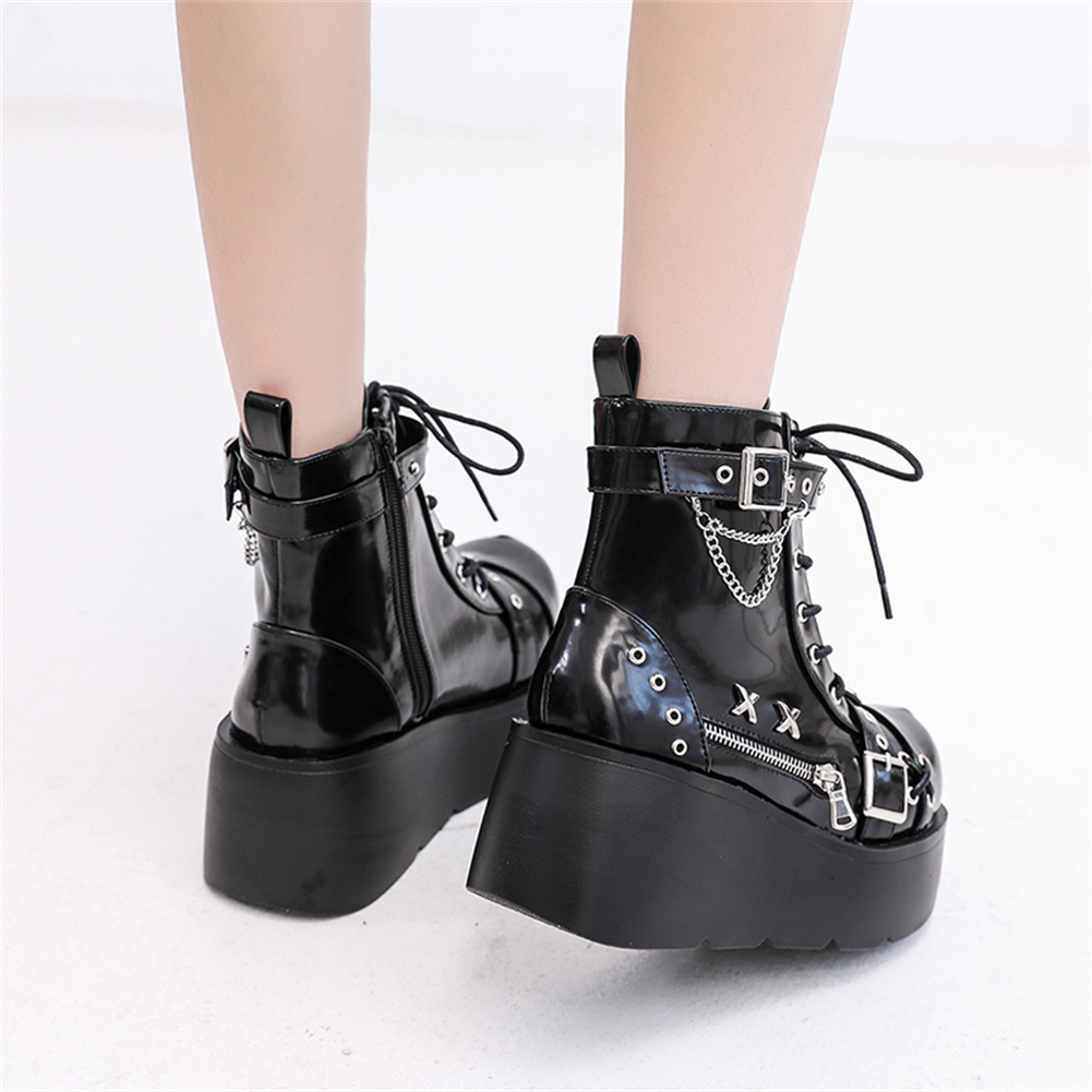 Nuevos botines góticos con pla - Motorcycle Chain reseña y precio